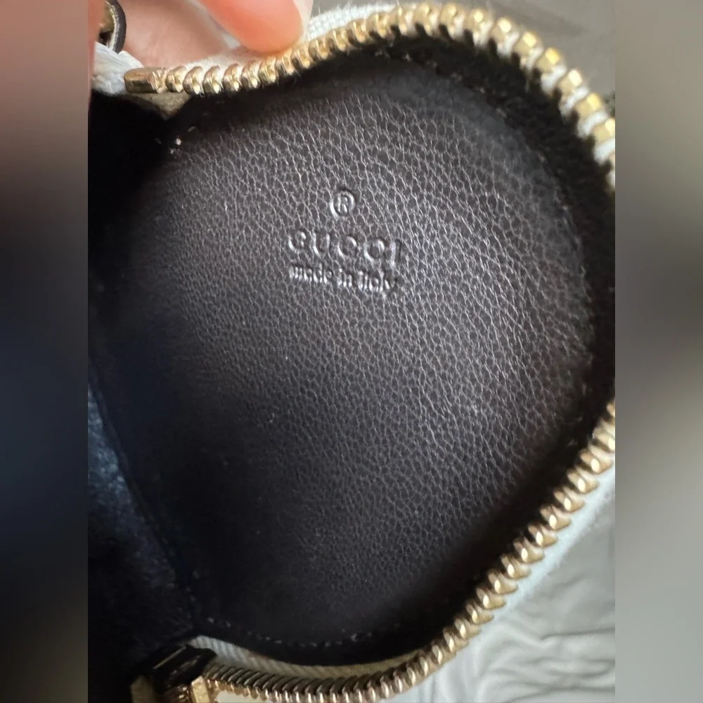 Gucci Heart Coin Purse Authentic - Picture 8 of 8